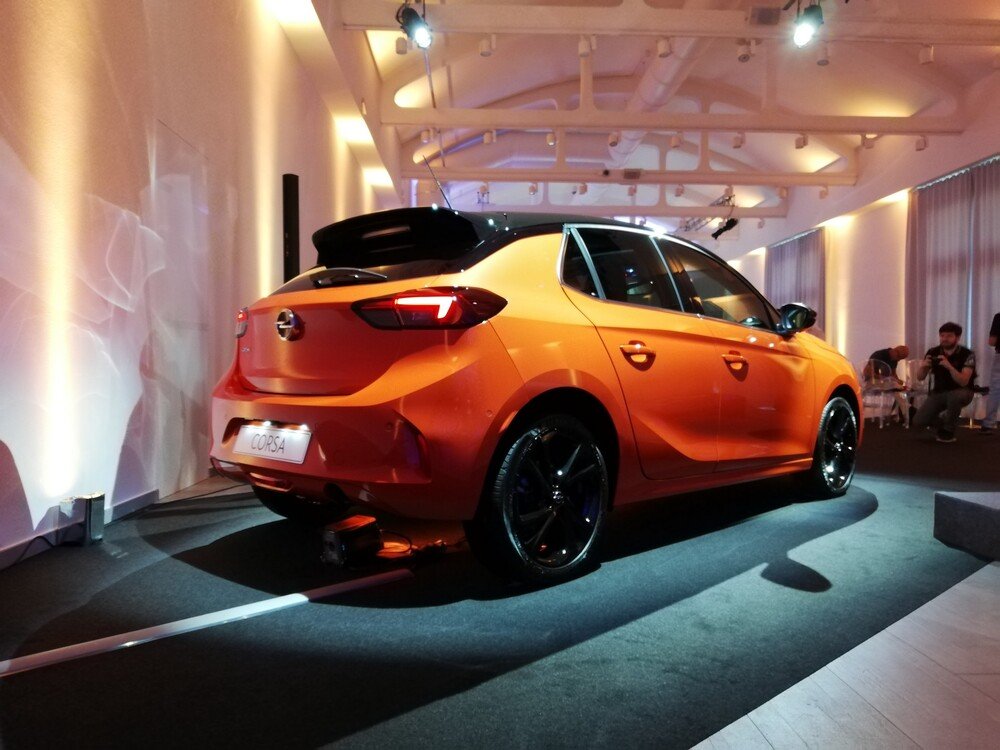 Finalmente la nuova Opel Corsa dal vivo