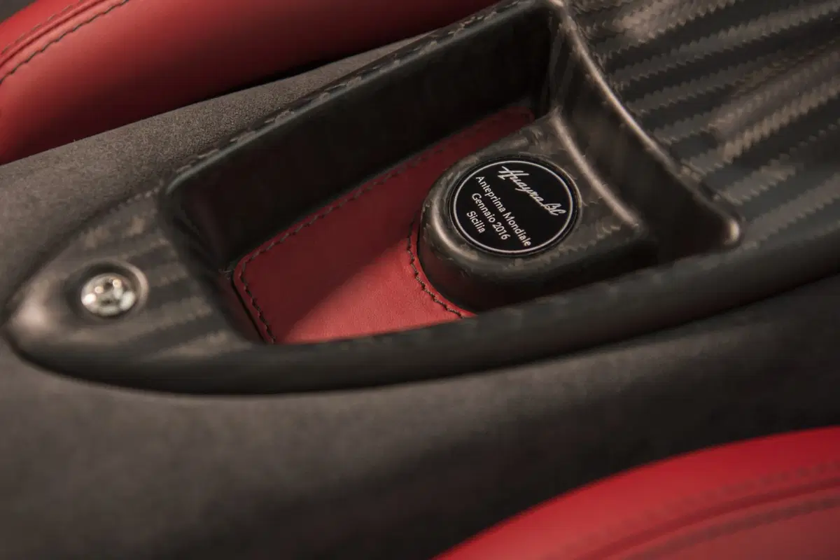 Pagani Huayra BC: 789 CV per 20 esemplari (33)
