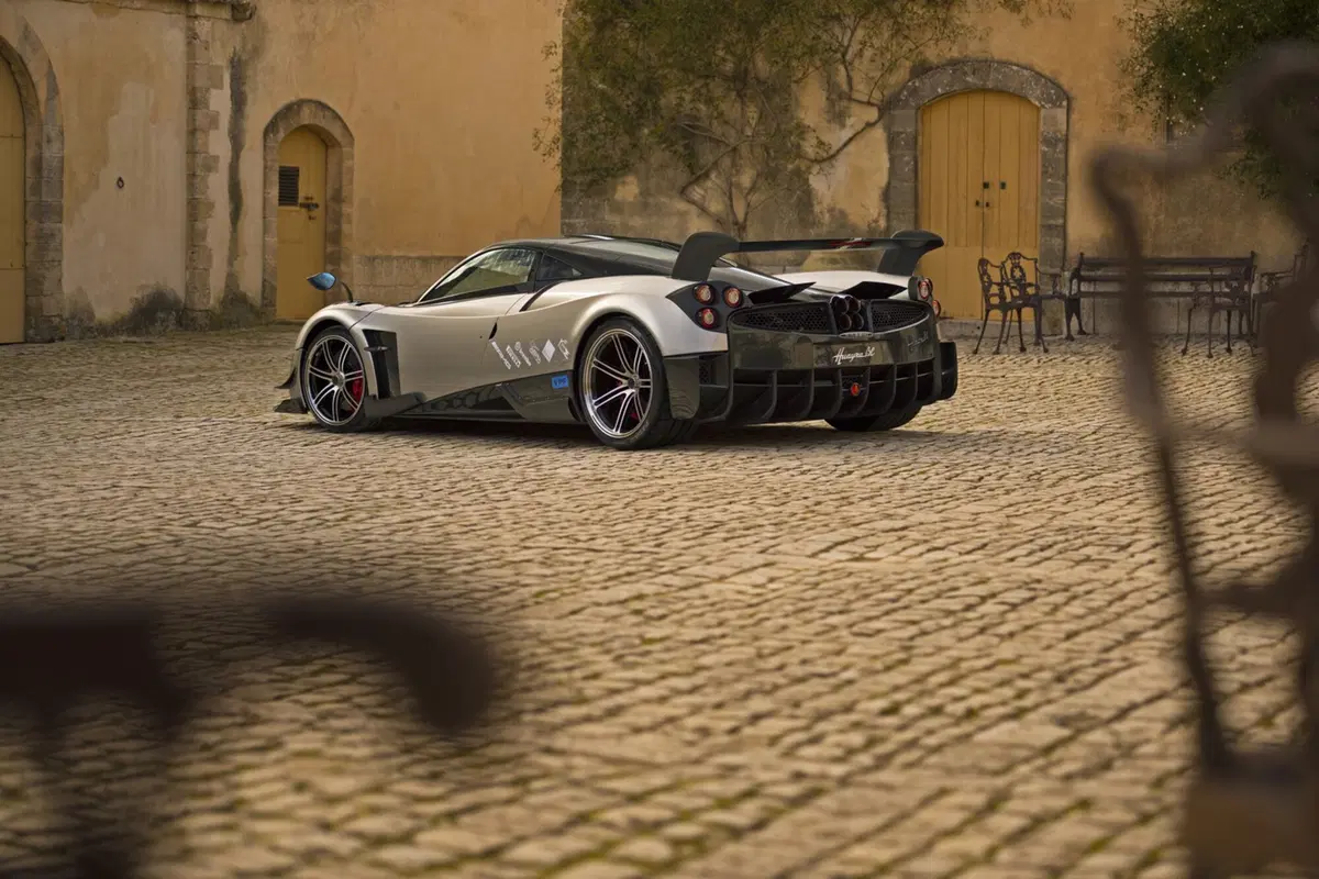 Pagani Huayra BC: 789 CV per 20 esemplari (37)
