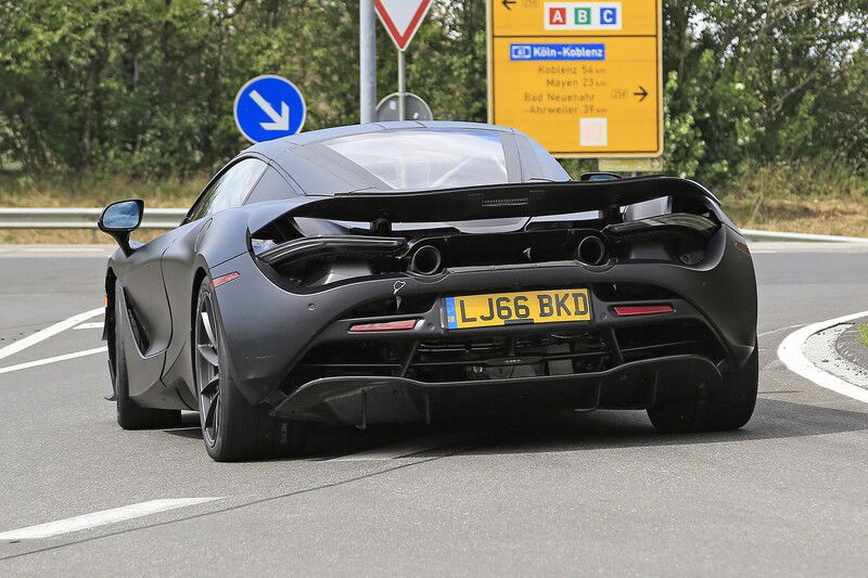 Il posteriore della futura McLaren 750LT