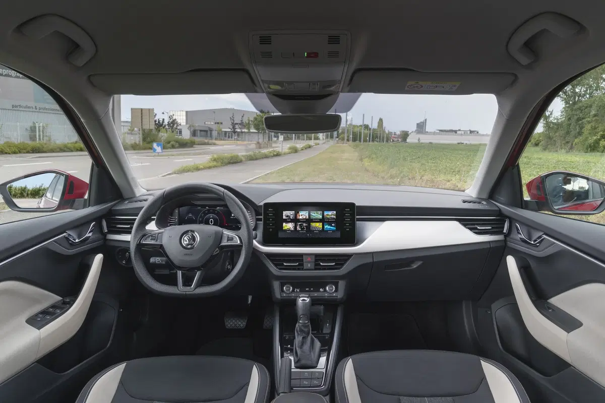 Skoda Kamiq: spaziosa e tecnologicamente OK da 18.000 euro [Video]