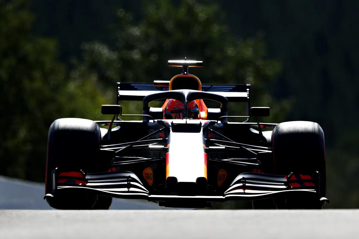 F1 Belgio 2019: FP1 e FP2 delle Ferrari, ma difficoltà sul passo gara (15)