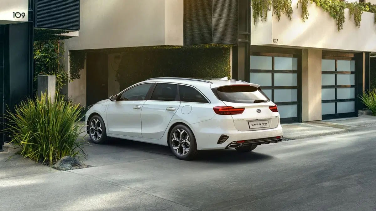 Kia Xceed e Ceed Sportswagon ora anche ibride plug-in (10)