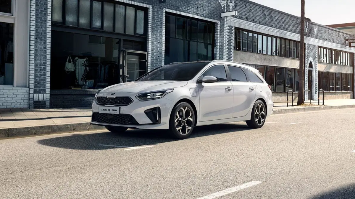 Kia Xceed e Ceed Sportswagon ora anche ibride plug-in (18)