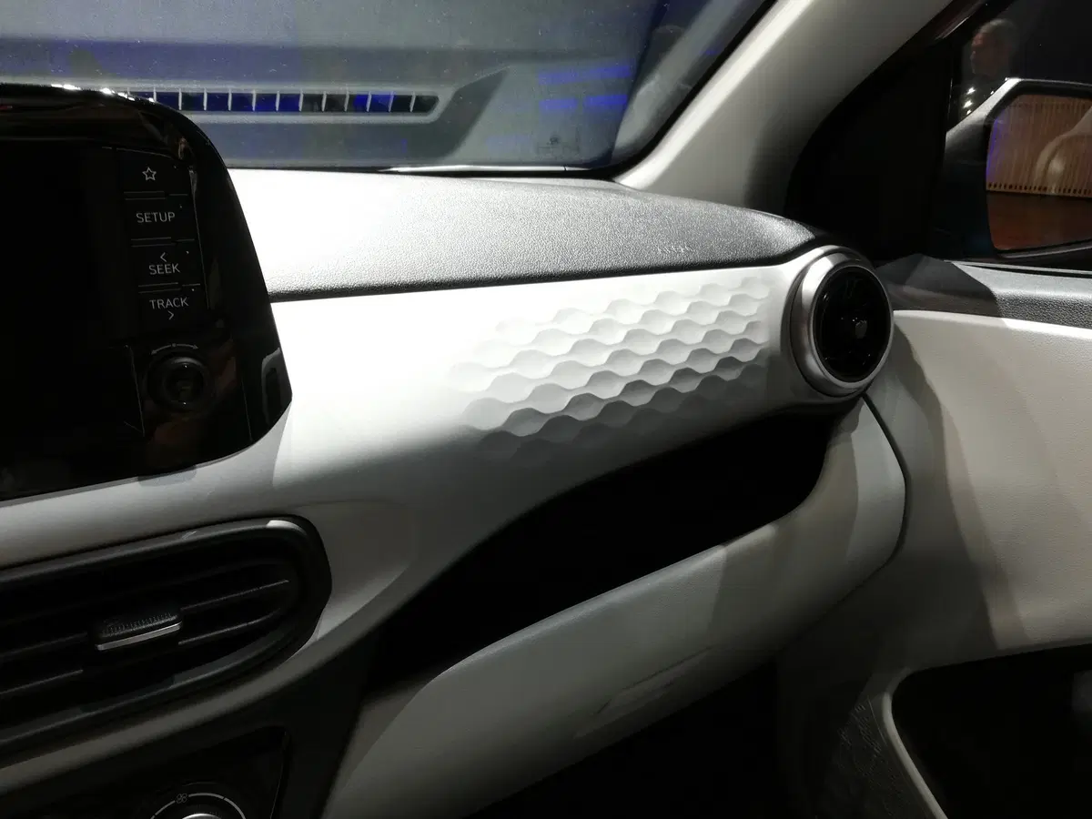 Nuova Hyundai i10: svelata in anteprima la citycar [Video e Foto] EMBARGO 3/9 00:01 (5)