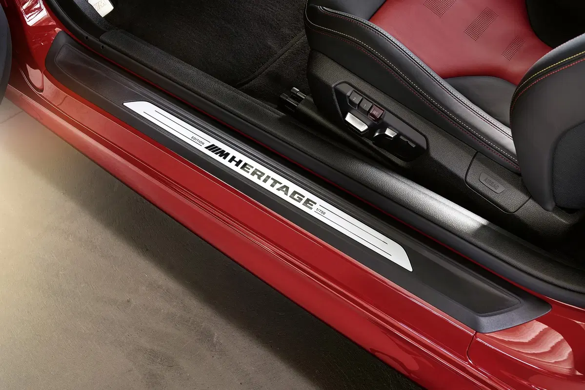 BMW M4 Edition ///M Heritage: dettagli speciali per 750 esemplari (5)