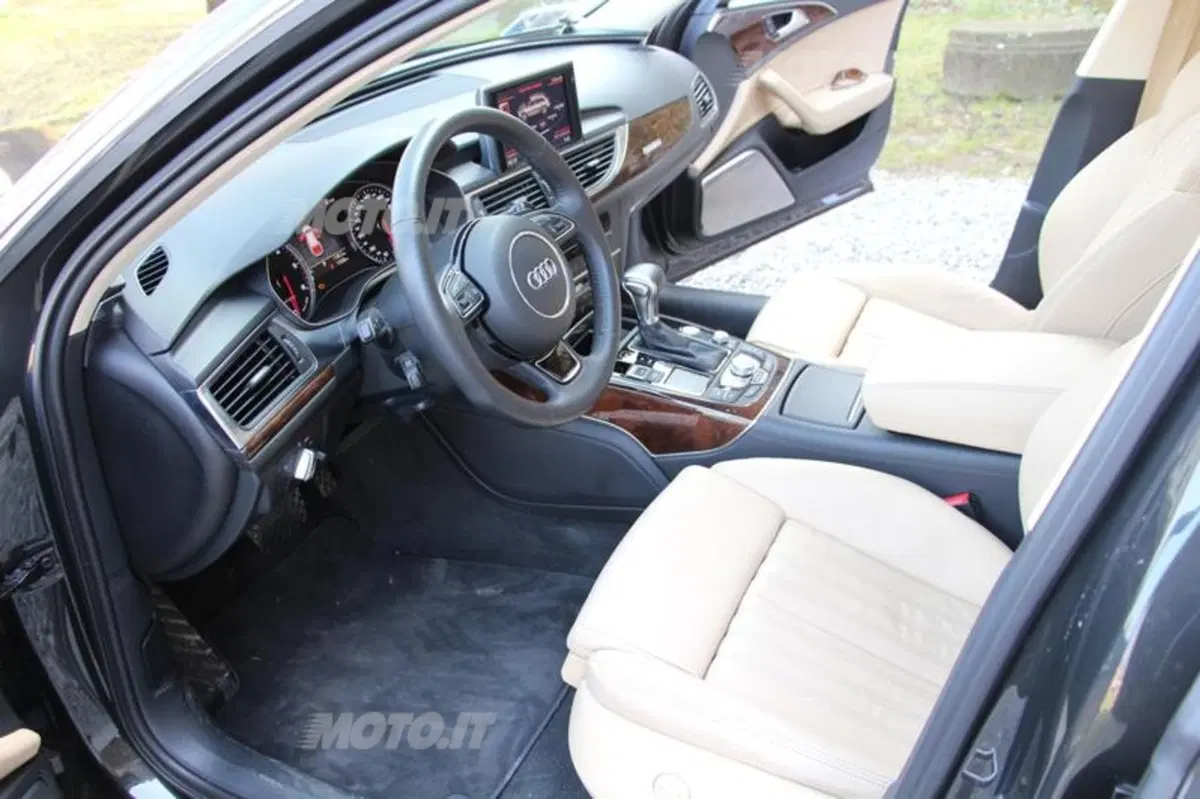 Audi A6 allroad (2012-18) (15)