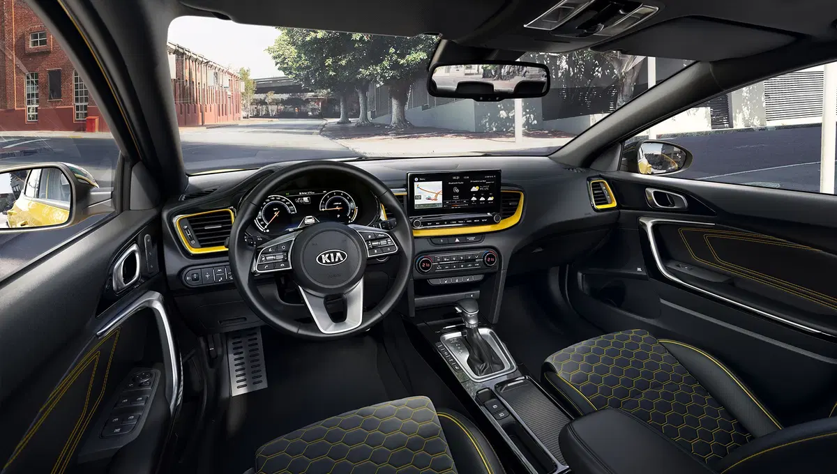 Kia XCeed, i prezzi per il mercato italiano (5)