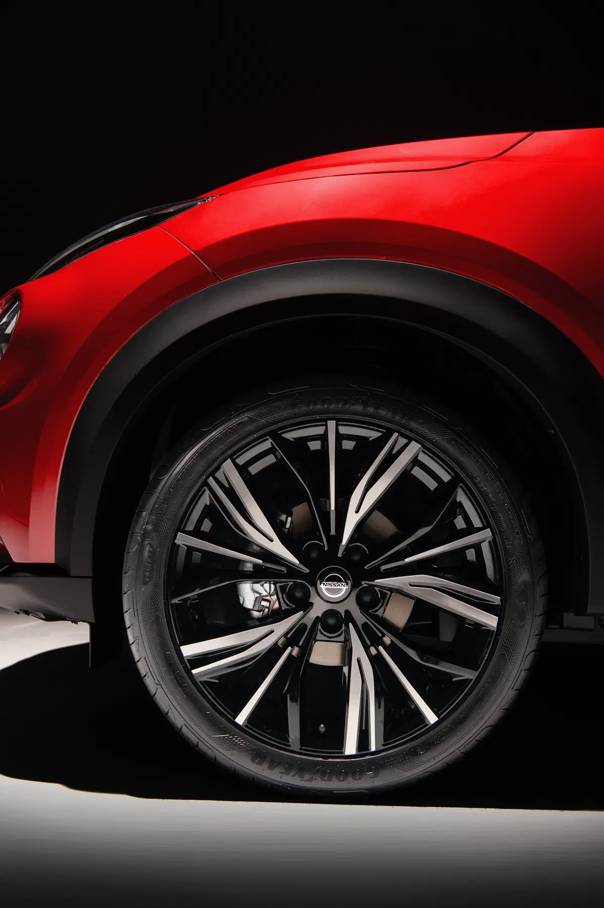 Nuovo Nissan Juke 2019: anteprima del B-SUV giapponese [foto gallery & video] (8)