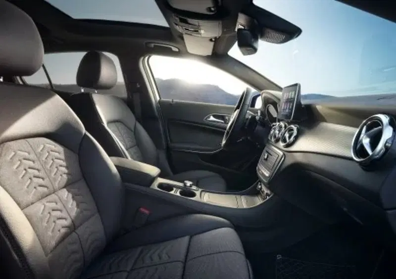Mercedes-Benz GLA SUV (2013-20) (12)