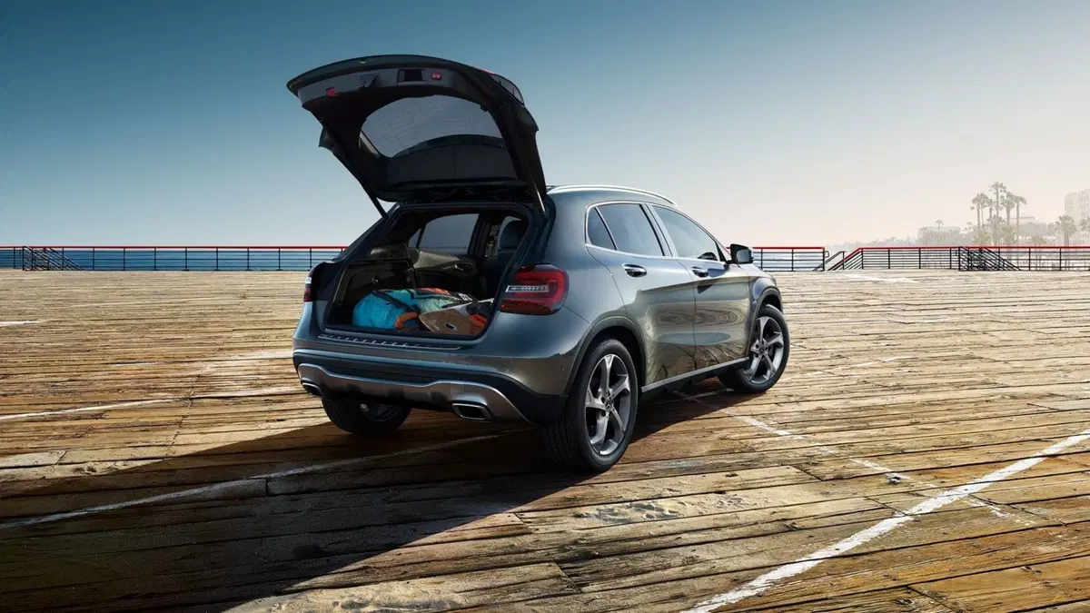 Mercedes-Benz GLA SUV 200 d Automatic 4Matic Premium (14)