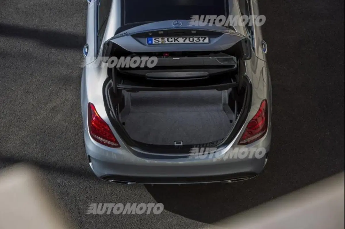 Mercedes-Benz Classe C 300 de Auto EQ-Power Executive (56)