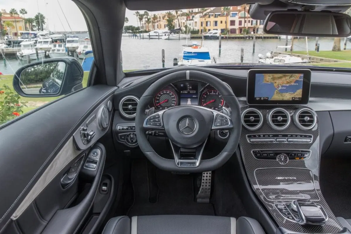 Mercedes-Benz Classe C Cabrio 200 d Cabrio Executive (11)