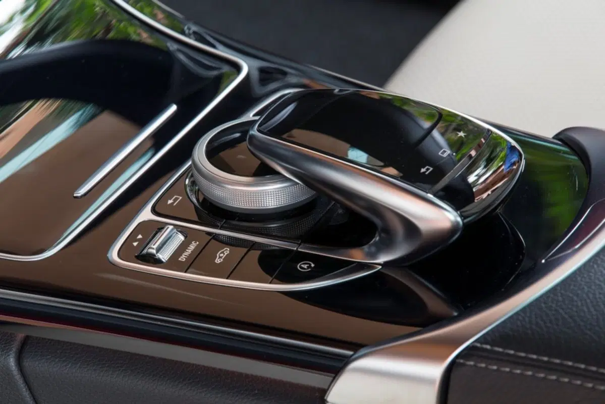 Mercedes-Benz Classe C Cabrio 200 d Cabrio Executive (18)