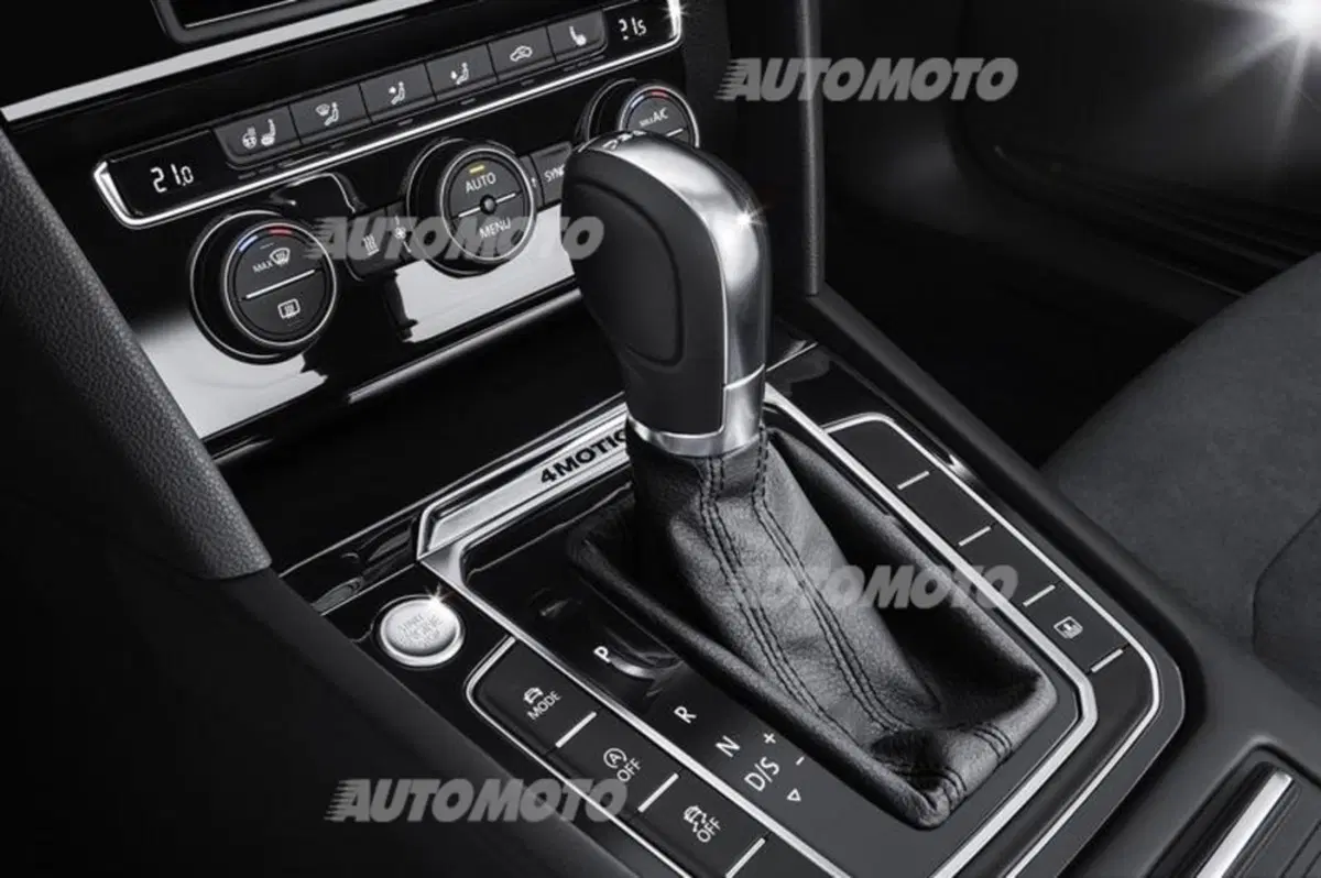 Volkswagen Passat (2014-21) (41)