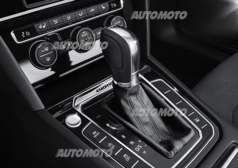 Volkswagen Passat (2014-21) (41)