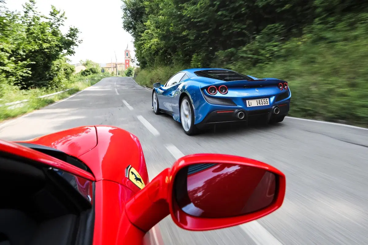 Ferrari F8 Tributo, celebra la dinastia V8 con la forza di 720 CV [Video] (21)