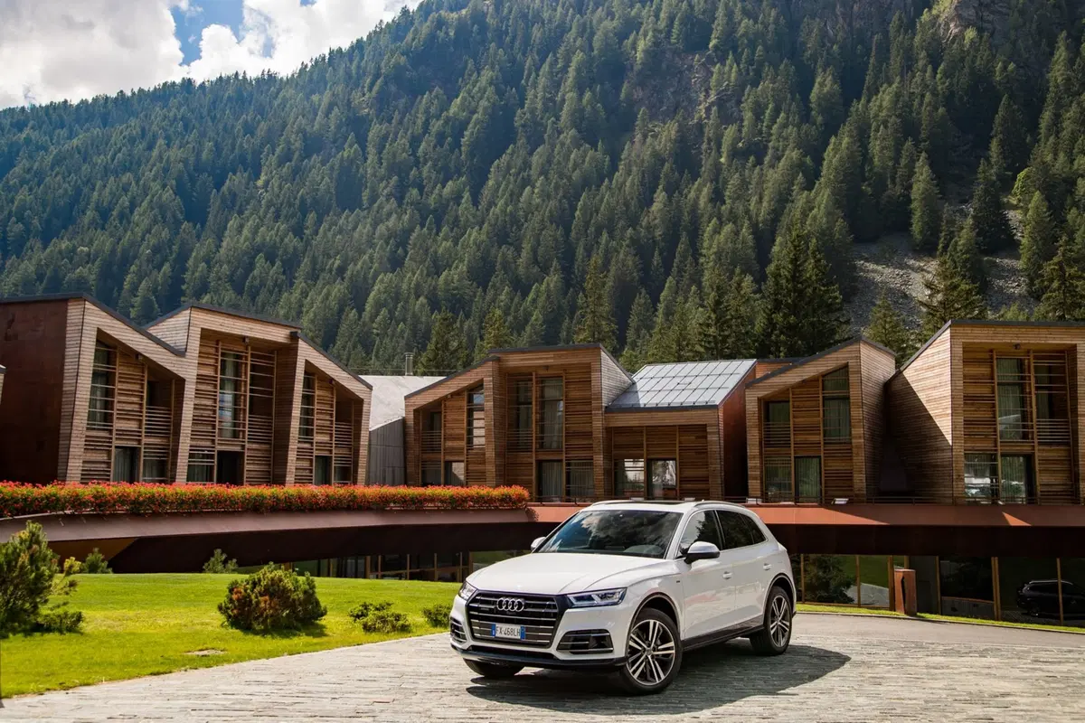 Nuovo SUV ibrido plugin Audi 2020: Q5 TFSI e quattro S tronic [Foto gallery & Video] (8)