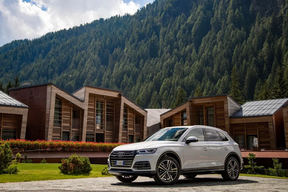 Nuovo SUV ibrido plugin Audi 2020: Q5 TFSI e quattro S tronic [Foto gallery & Video] (7)
