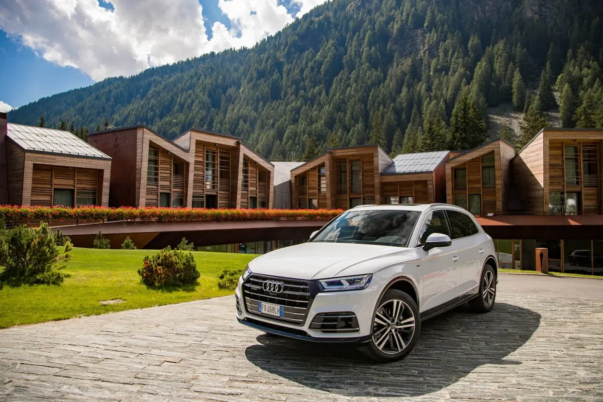 Nuovo SUV ibrido plugin Audi 2020: Q5 TFSI e quattro S tronic [Foto gallery & Video] (12)
