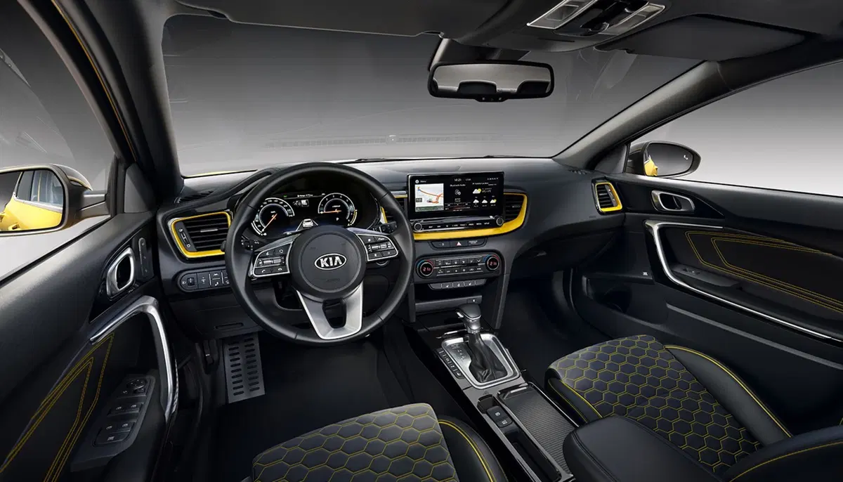 Kia XCeed, con il nuovo crossover è poker (10)