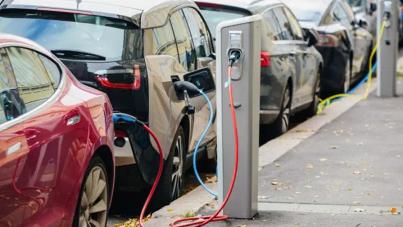 Norvegia, il paradiso (drogato) delle auto elettriche