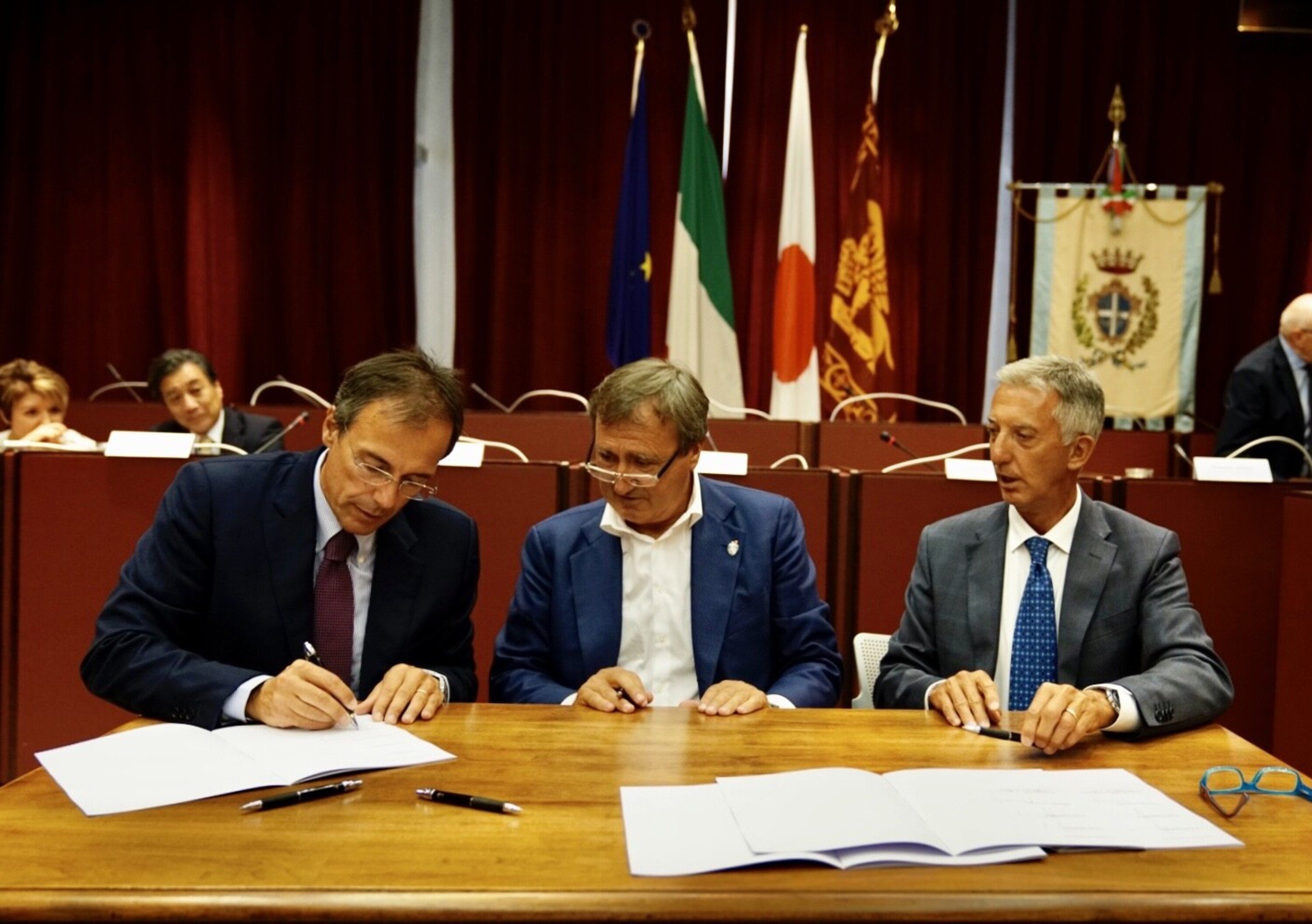Venezia, accordo tra Eni e Toyota per un distributore di idrogeno