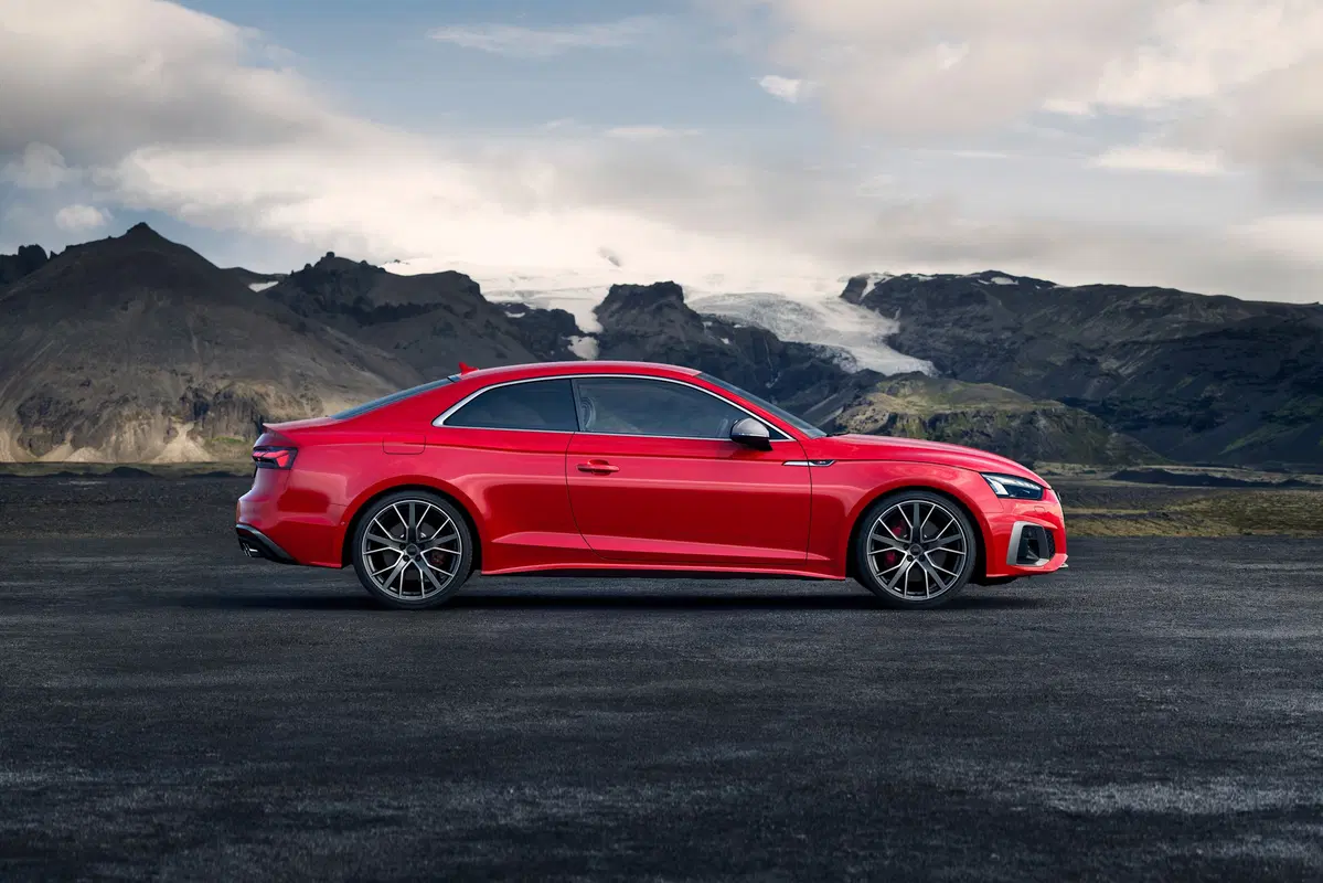 Audi A5 2020: restyling e motori mild hybrid [Foto] (10)
