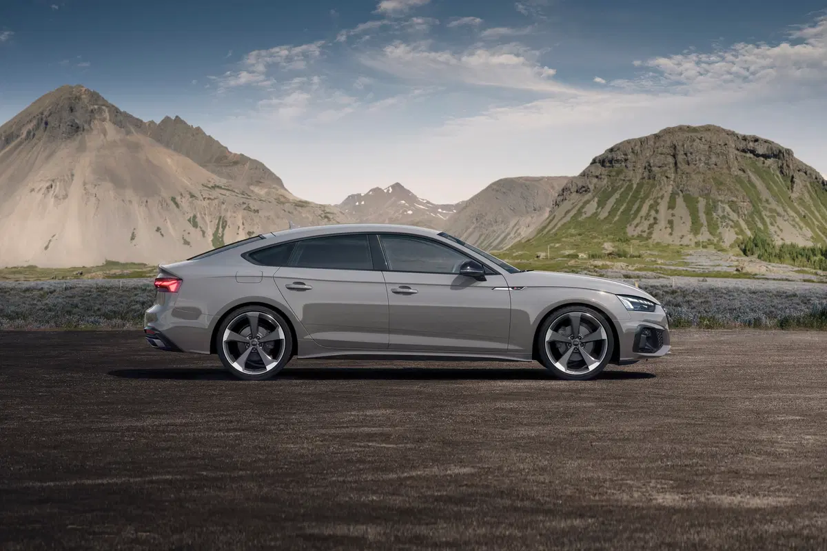 Audi A5 2020: restyling e motori mild hybrid [Foto] (3)
