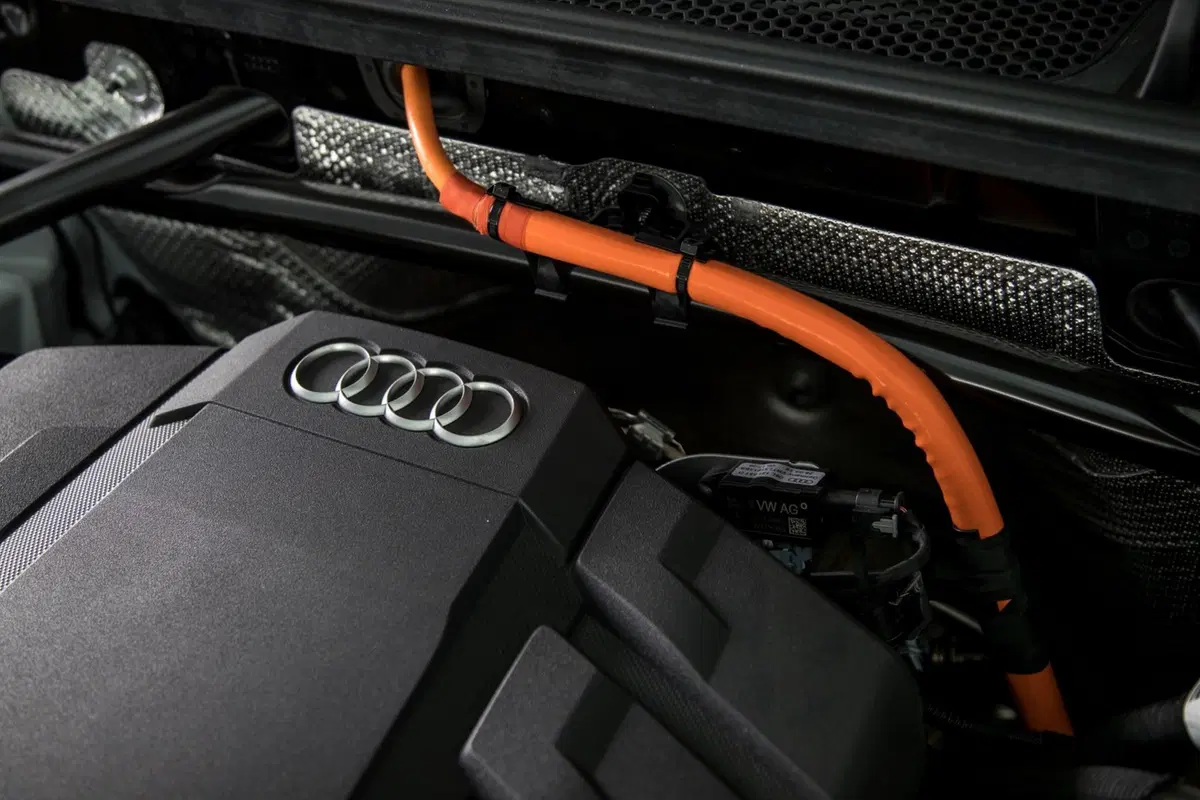 Nuovo SUV ibrido plugin Audi 2020: Q5 TFSI e quattro S tronic [Foto gallery & Video] (14)