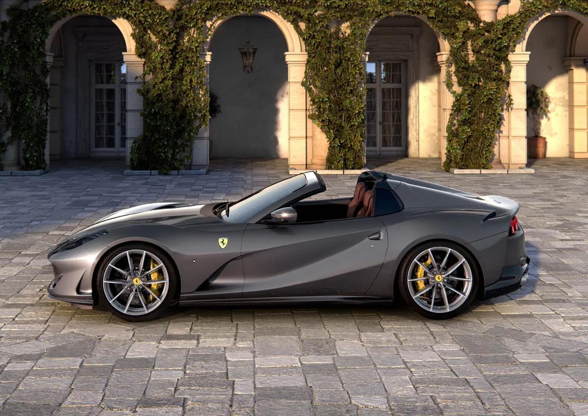Ferrari F8 Spider e 812 GTS. I prezzi delle nuove spider (5)