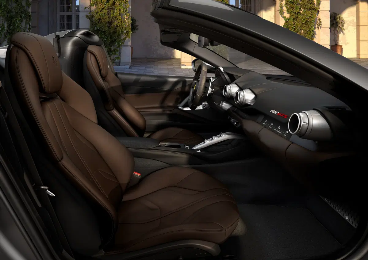 Ferrari F8 Spider e 812 GTS. I prezzi delle nuove spider (6)