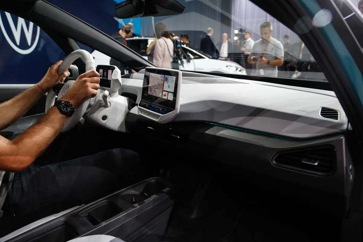 Volkswagen ID.3 al Salone di Francoforte 2019: parte la rivoluzione auto elettrica tedesca [video] (4)