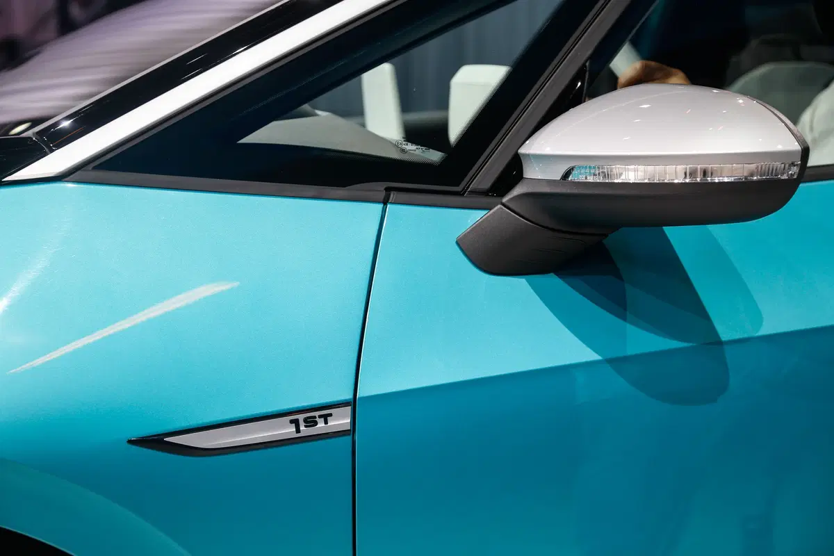 Volkswagen ID.3 al Salone di Francoforte 2019: parte la rivoluzione auto elettrica tedesca [video] (12)