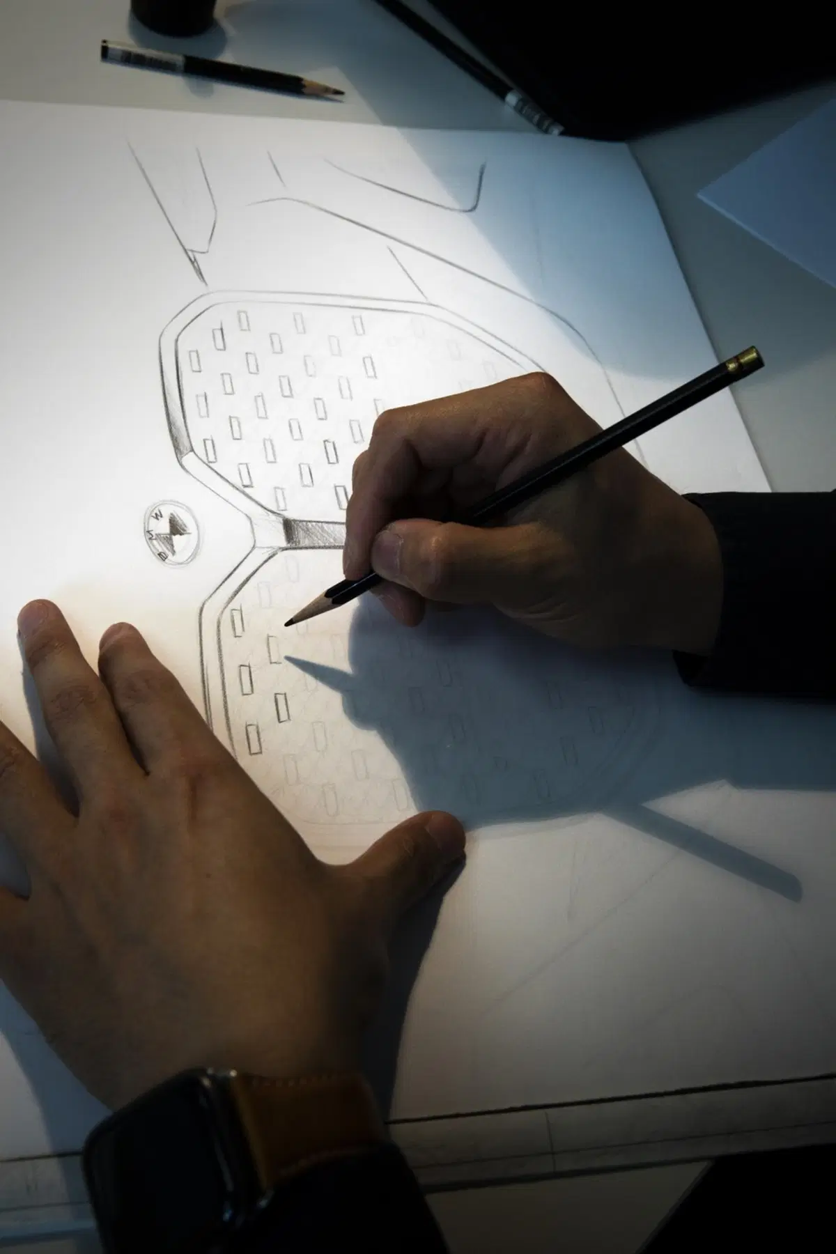 BMW Concept 4: anticipazione del futuro design al Salone di Francoforte 2019 (29)