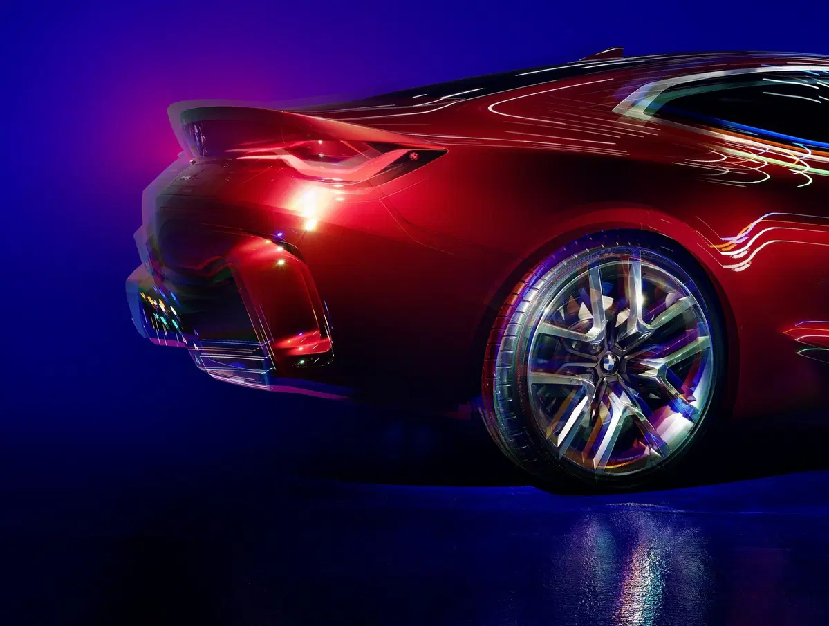 BMW Concept 4: anticipazione del futuro design al Salone di Francoforte 2019 (9)