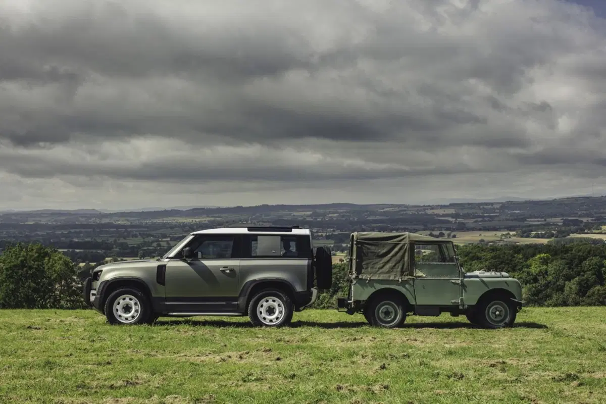 Nuovo Land Rover Defender: il ritorno della leggenda al Salone di Francoforte 2019 (9)