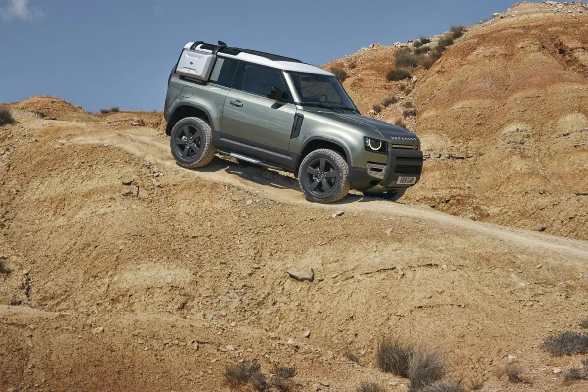 Nuovo Land Rover Defender: il ritorno della leggenda al Salone di Francoforte 2019 (29)
