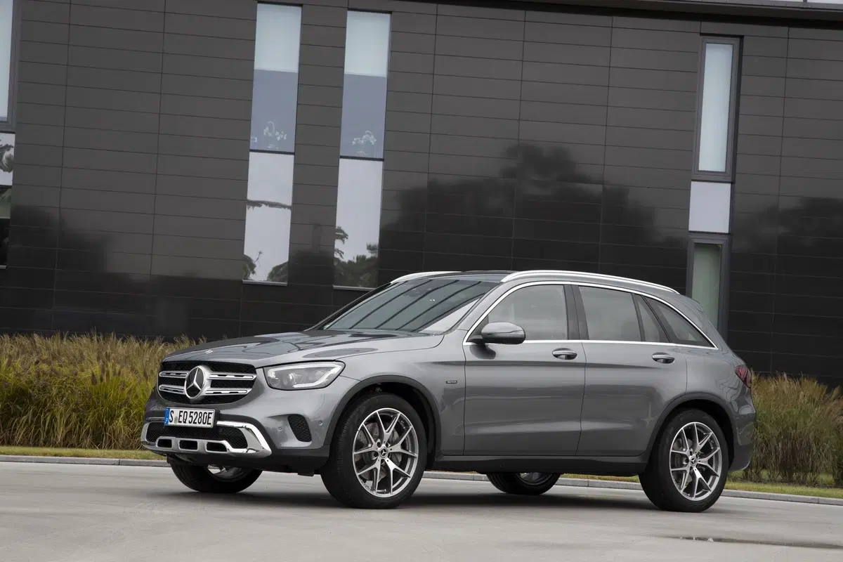 Mercedes GLE 350 de e GLC 300 e al Salone di Francoforte 2019 (10)