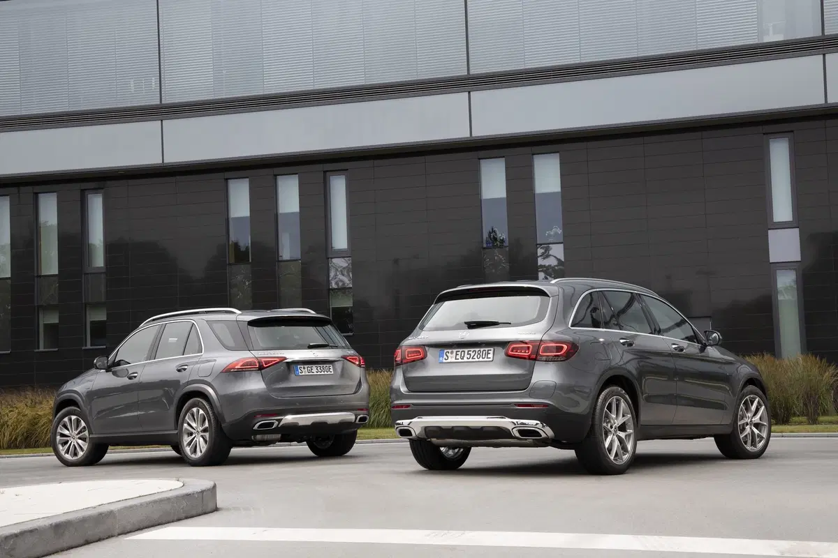 Mercedes GLE 350 de e GLC 300 e al Salone di Francoforte 2019 (4)