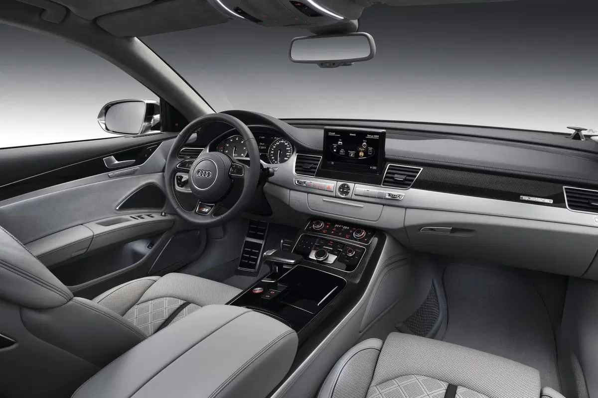 Audi S8 (2012-17) (18)