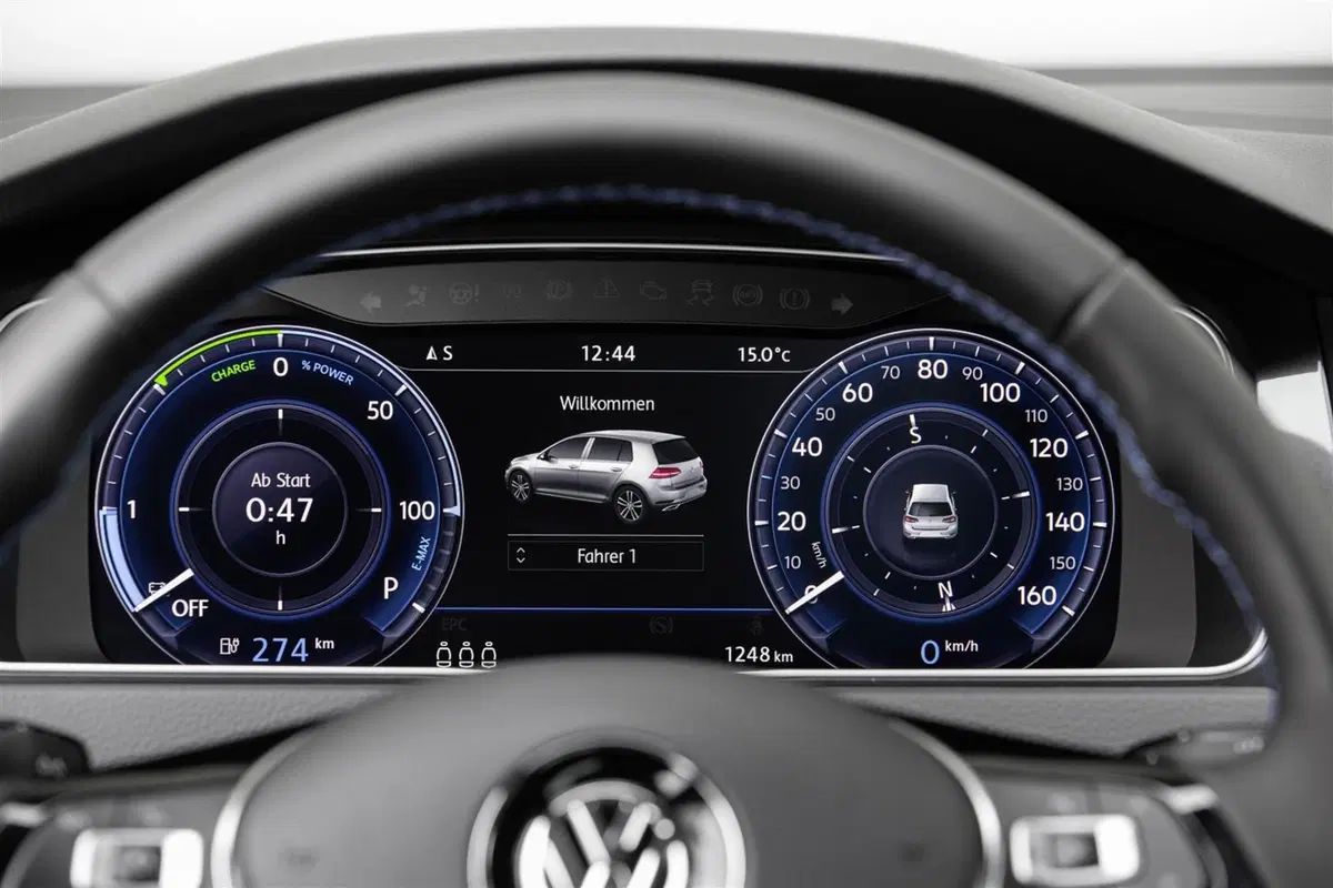 Volkswagen e-Golf al Salone di Francoforte 2019 (7)