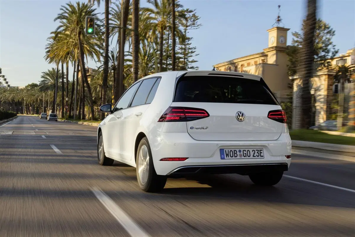 Volkswagen e-Golf al Salone di Francoforte 2019 (2)