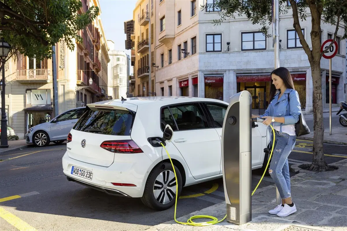 Volkswagen e-Golf al Salone di Francoforte 2019 (3)