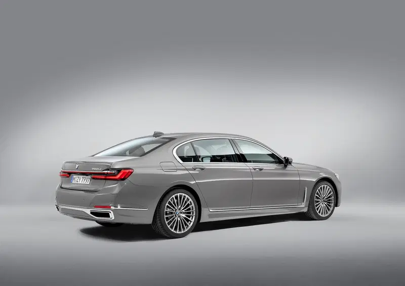 BMW Serie 7 (2015-23) (4)