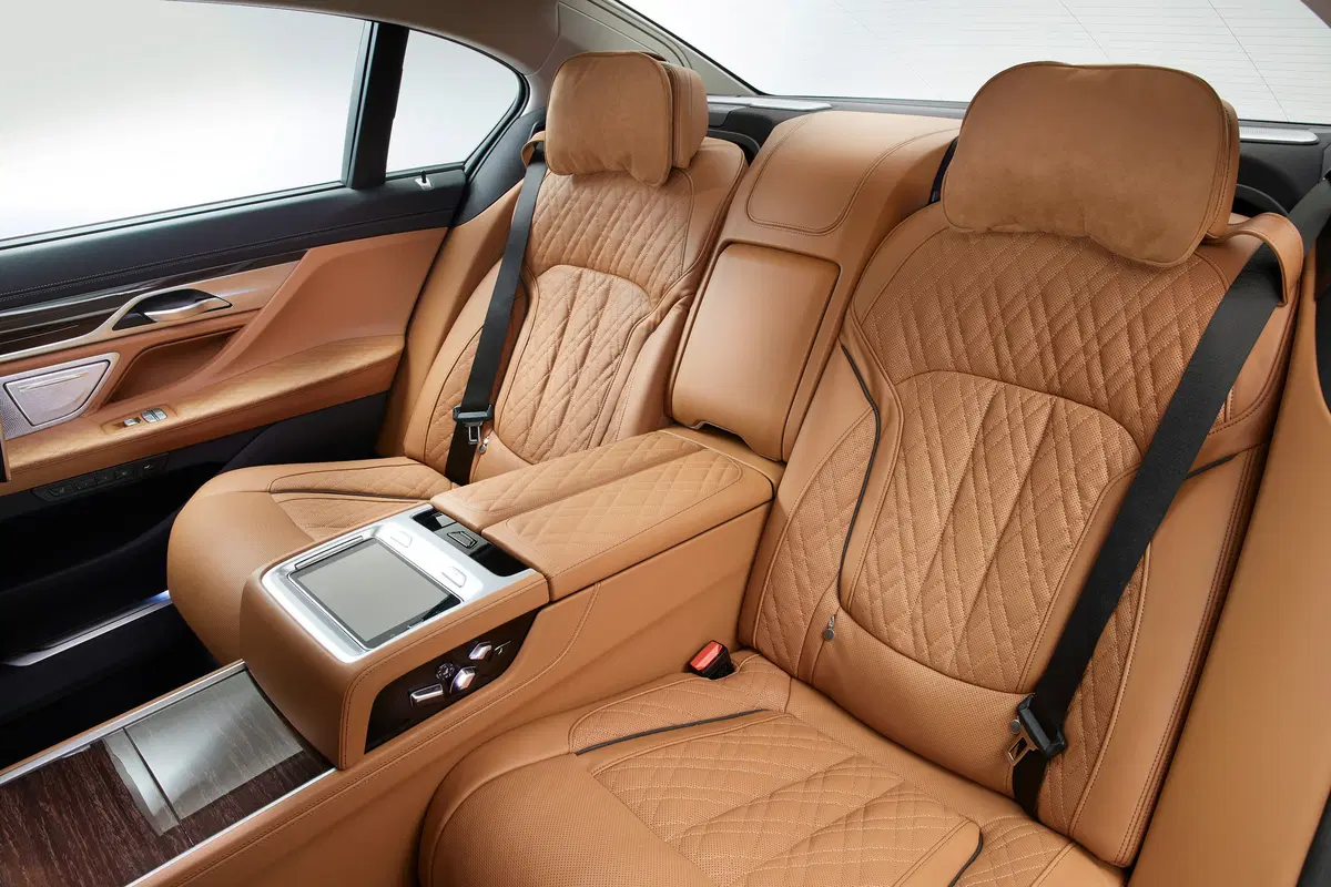 BMW Serie 7 750Li xDrive (19)