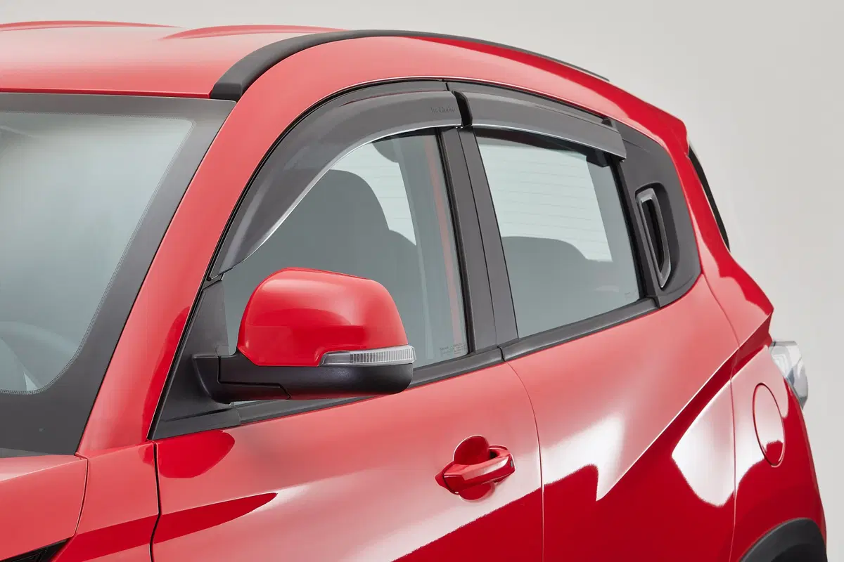 Mahindra KUV100 1.2 K6+ (22)