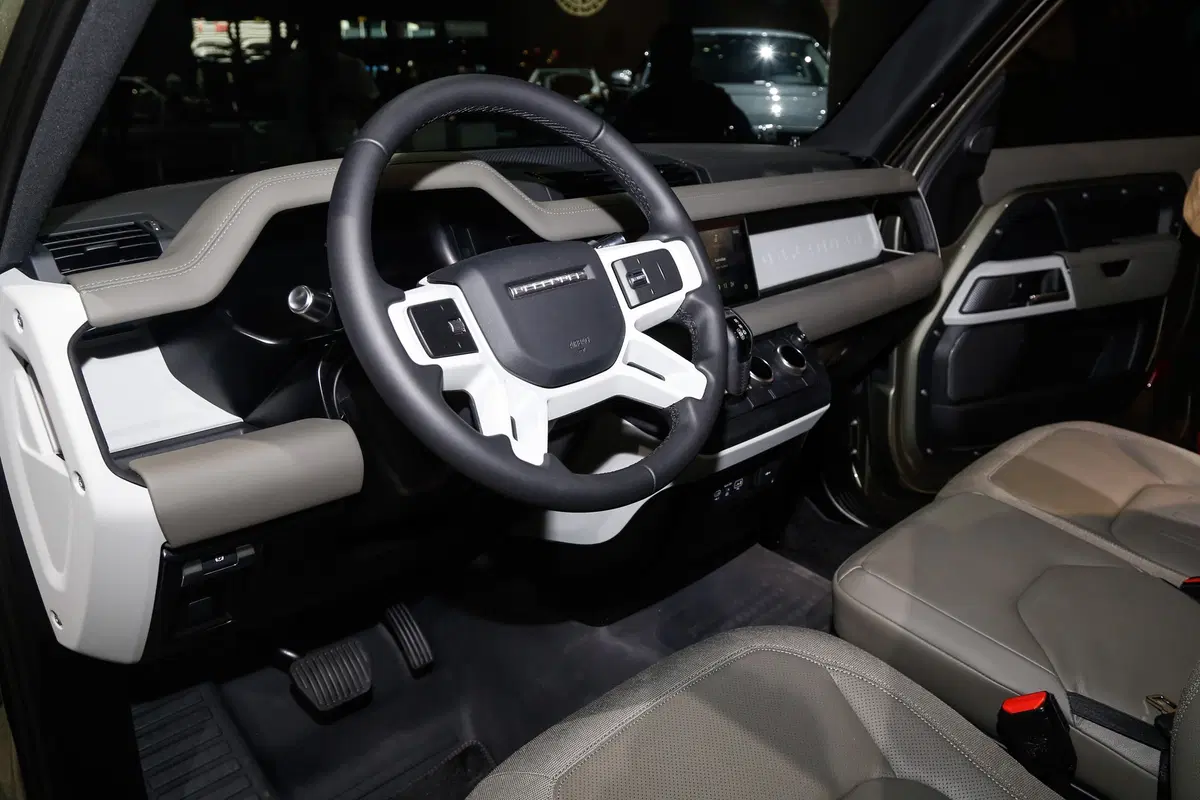 Nuovo Land Rover Defender: il ritorno della leggenda al Salone di Francoforte 2019 [Video] (14)