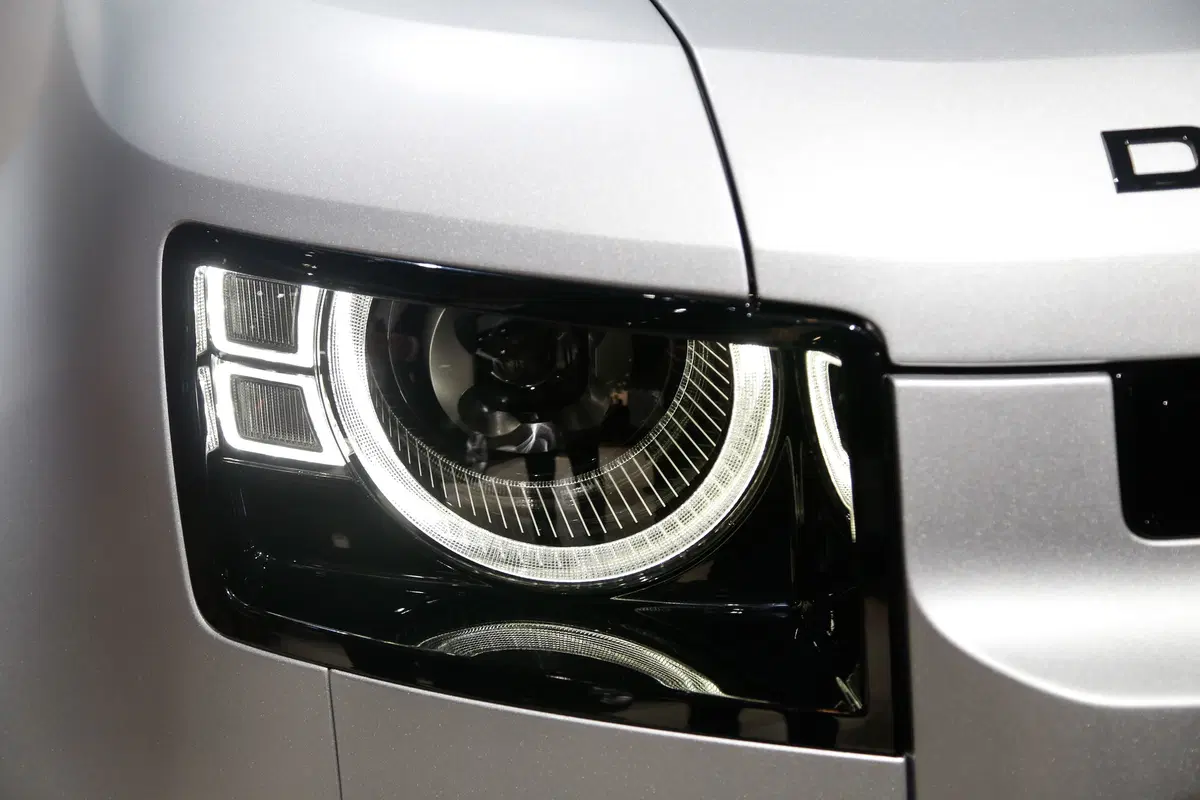 Nuovo Land Rover Defender: il ritorno della leggenda al Salone di Francoforte 2019 [Video] (4)