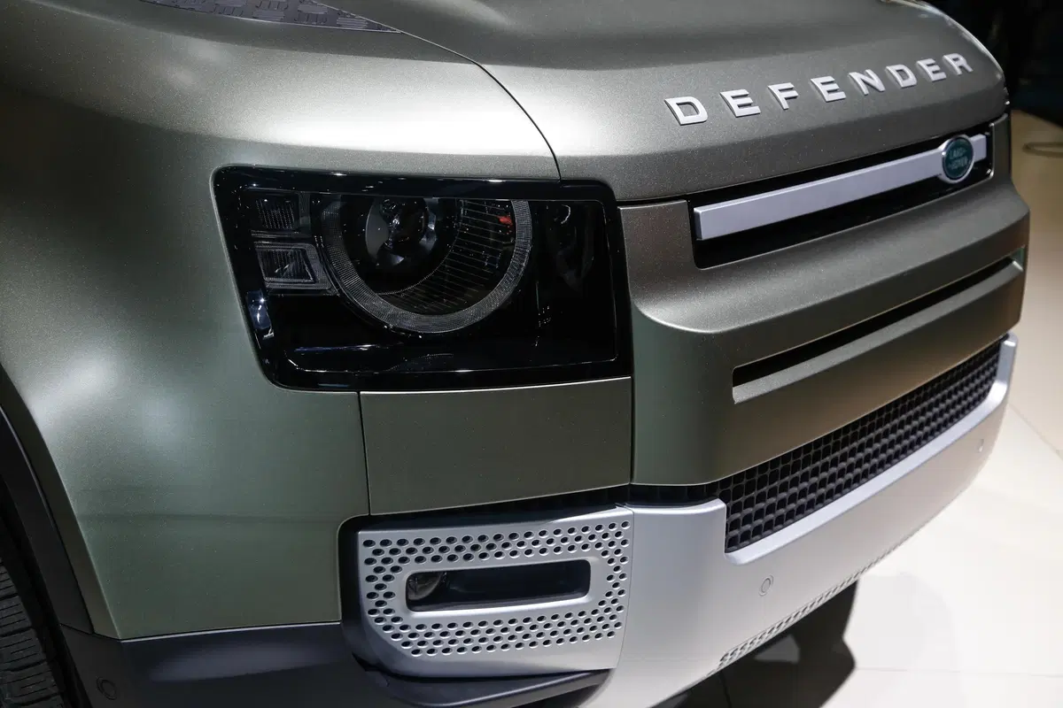 Nuovo Land Rover Defender: il ritorno della leggenda al Salone di Francoforte 2019 [Video] (17)